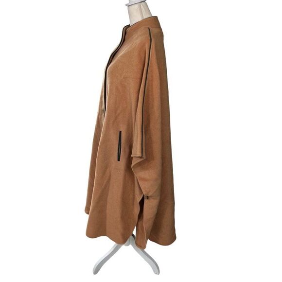 Vintage Polo Cloth By Stevens Wool Cape Coat With Leather Buttons & Trim Size L - Picture 3 of 15